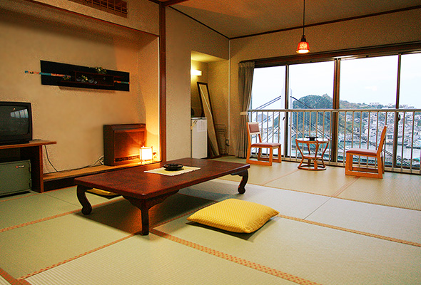 <通常客室>雑賀崎漁港を望む和室◆＜10+4.5帖＞